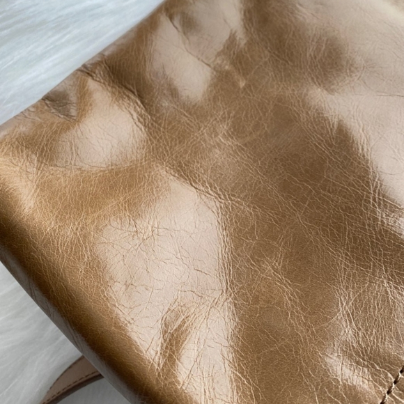 HOBO crossbody - Picture 5 of 6